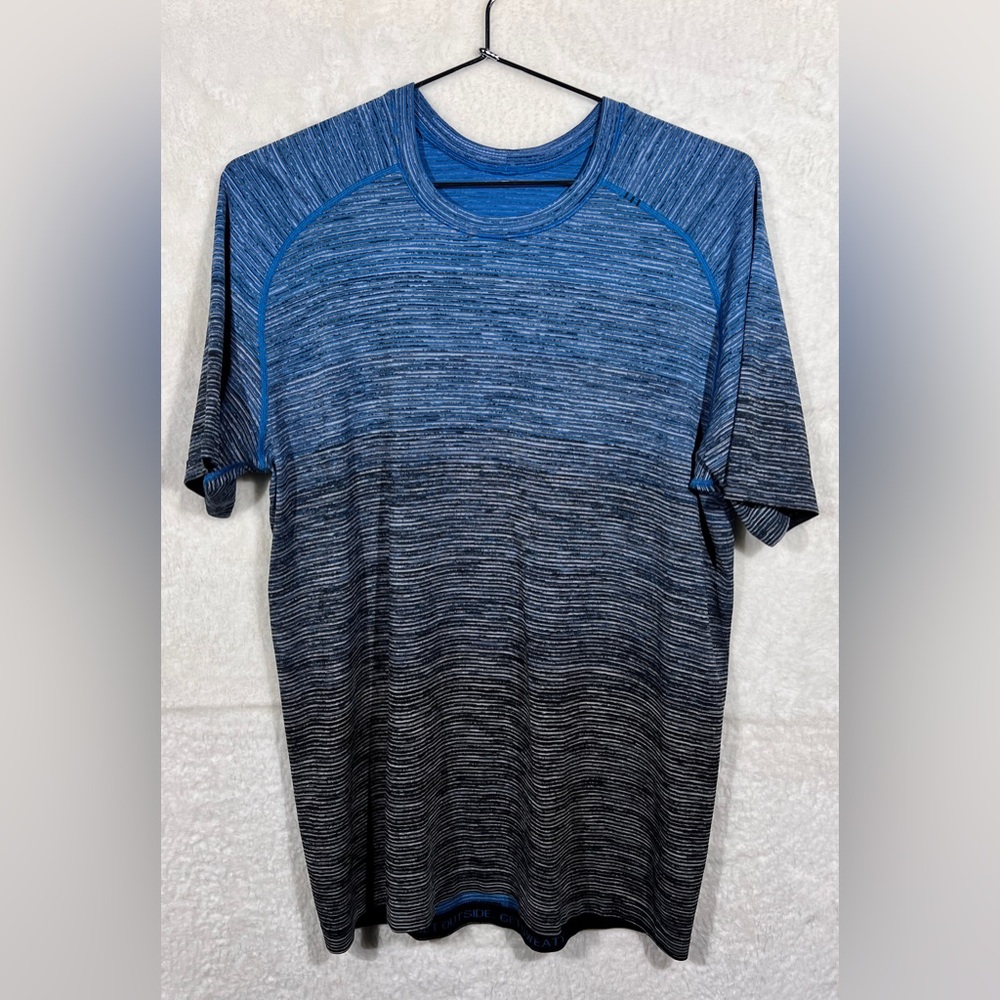 Lululemon Blue and Black T-Shirt